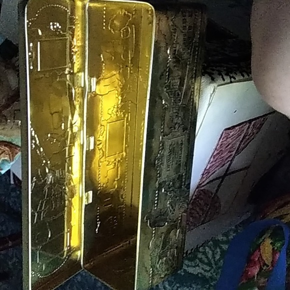 Dewar's White Lable Tin - Picture 3 of 4